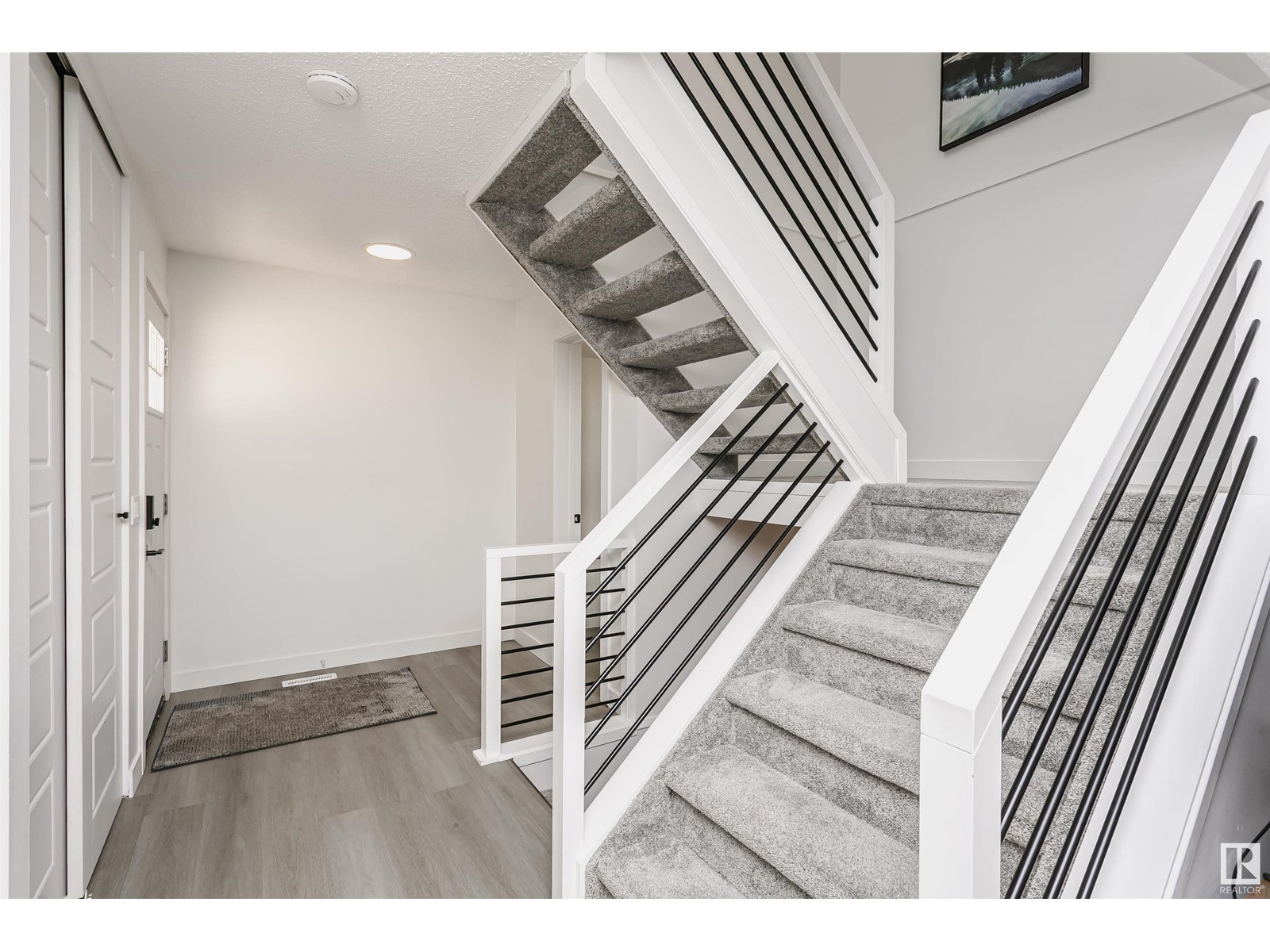 Property at 69 FOREST GV image 3