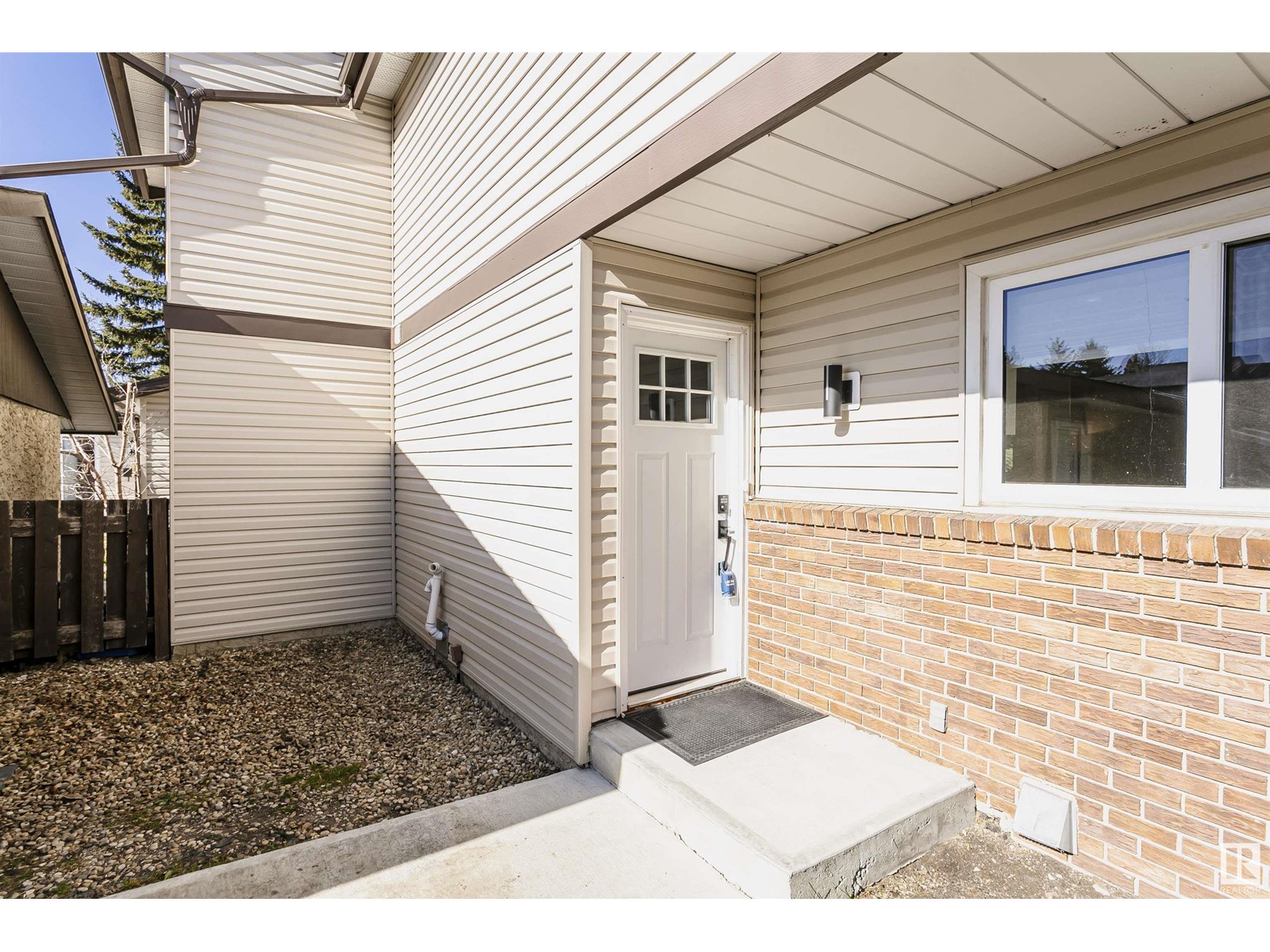 Property at 69 FOREST GV image 1