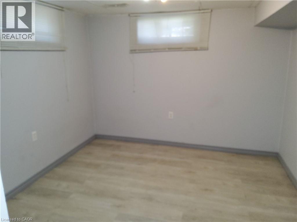 7 Usher Street, Brantford, Ontario  N3R 1B8 - Photo 15 - 40702843