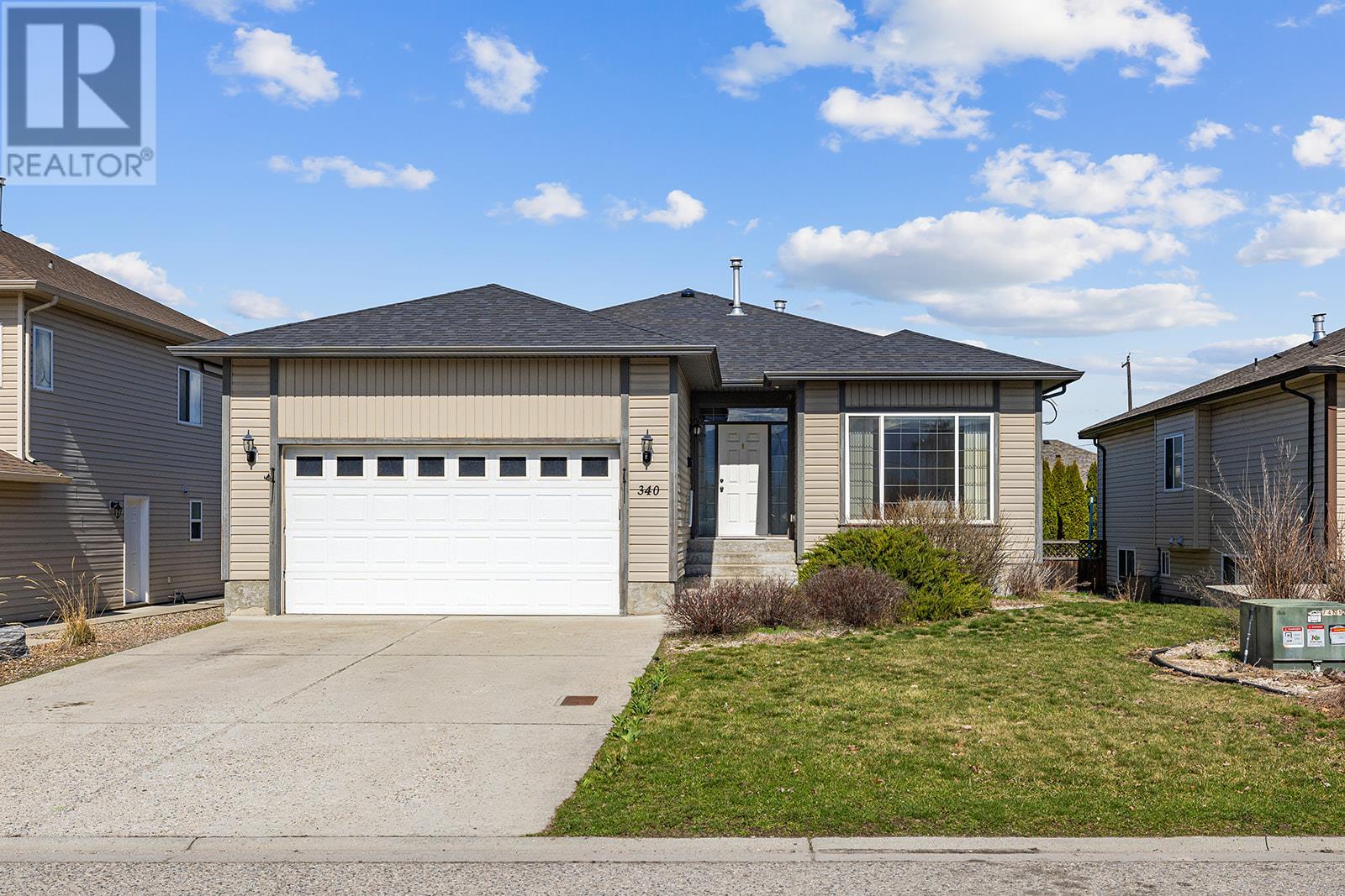 Property at 340 Hillaby Avenue image 2