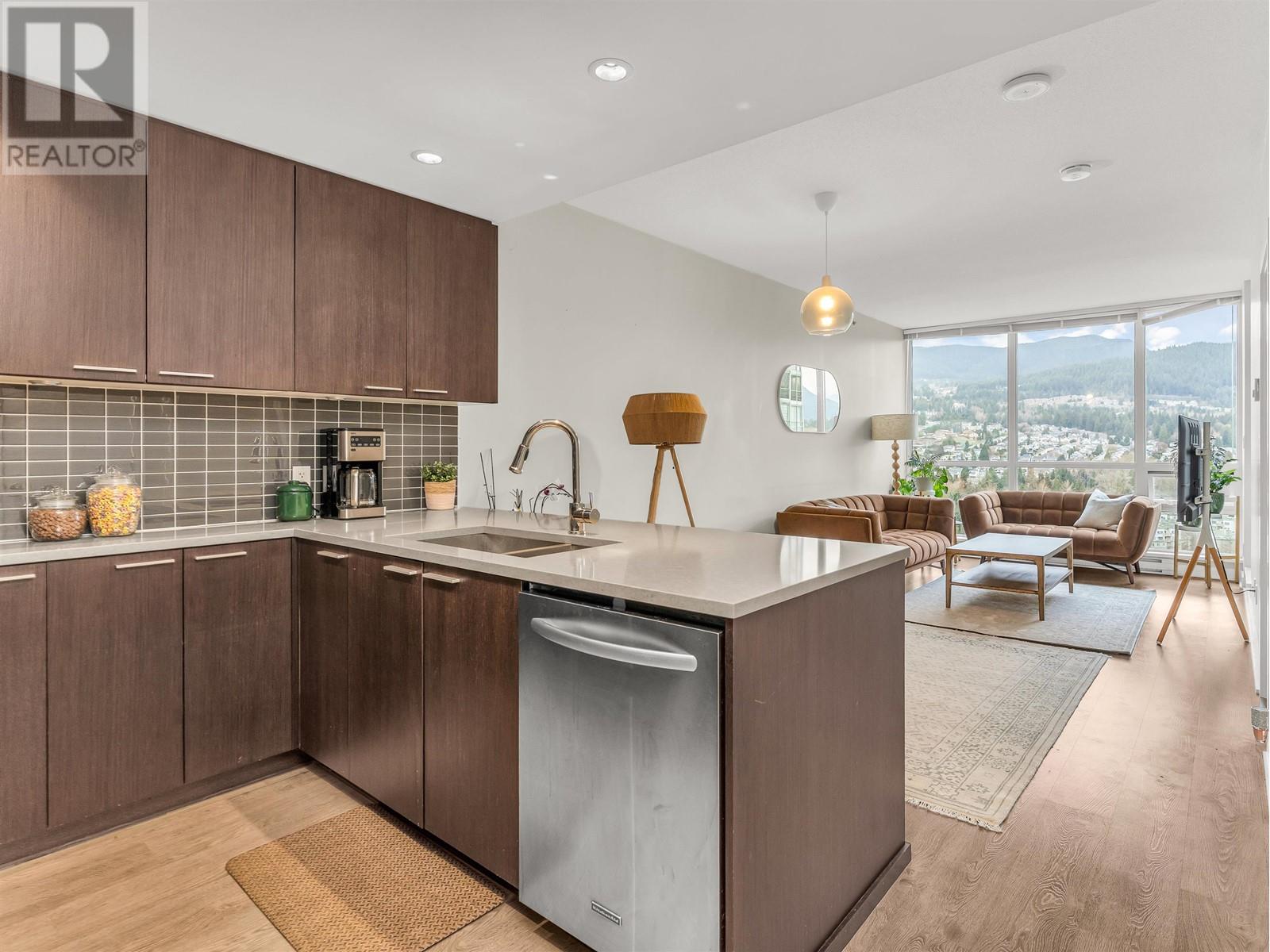 2301 2975 ATLANTIC AVENUE, coquitlam, British Columbia V3B0C5