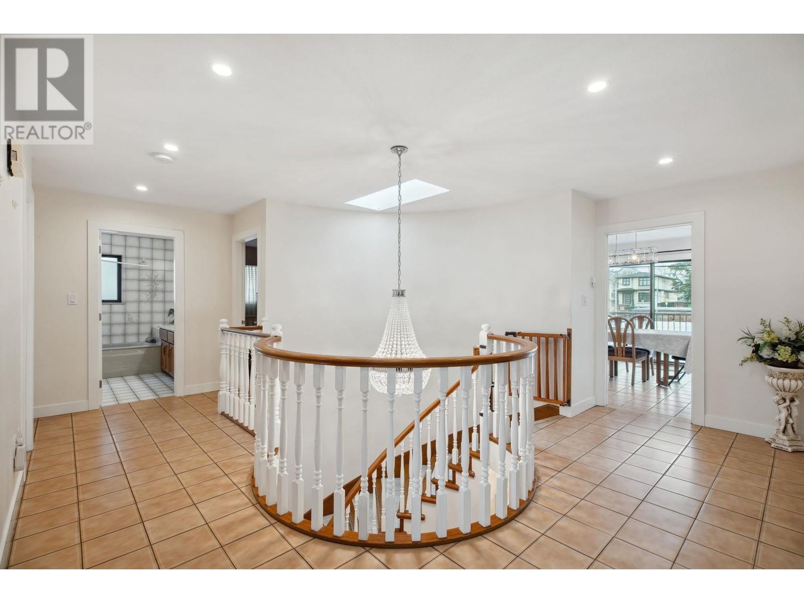 4487 Napier Street, Burnaby, British Columbia  V5C 3H2 - Photo 11 - R2993322