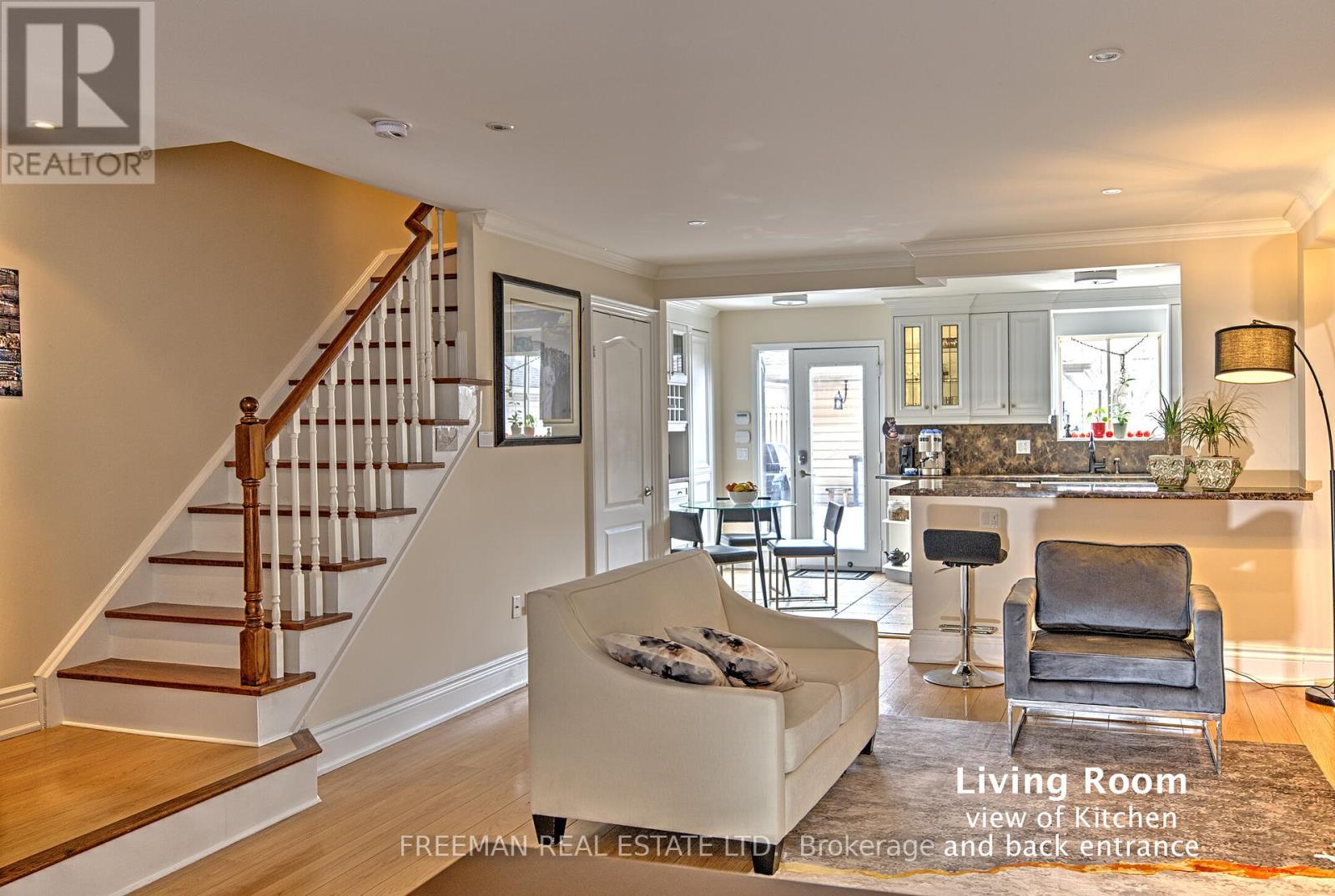 Property at 35 ACORES AVENUE image 4