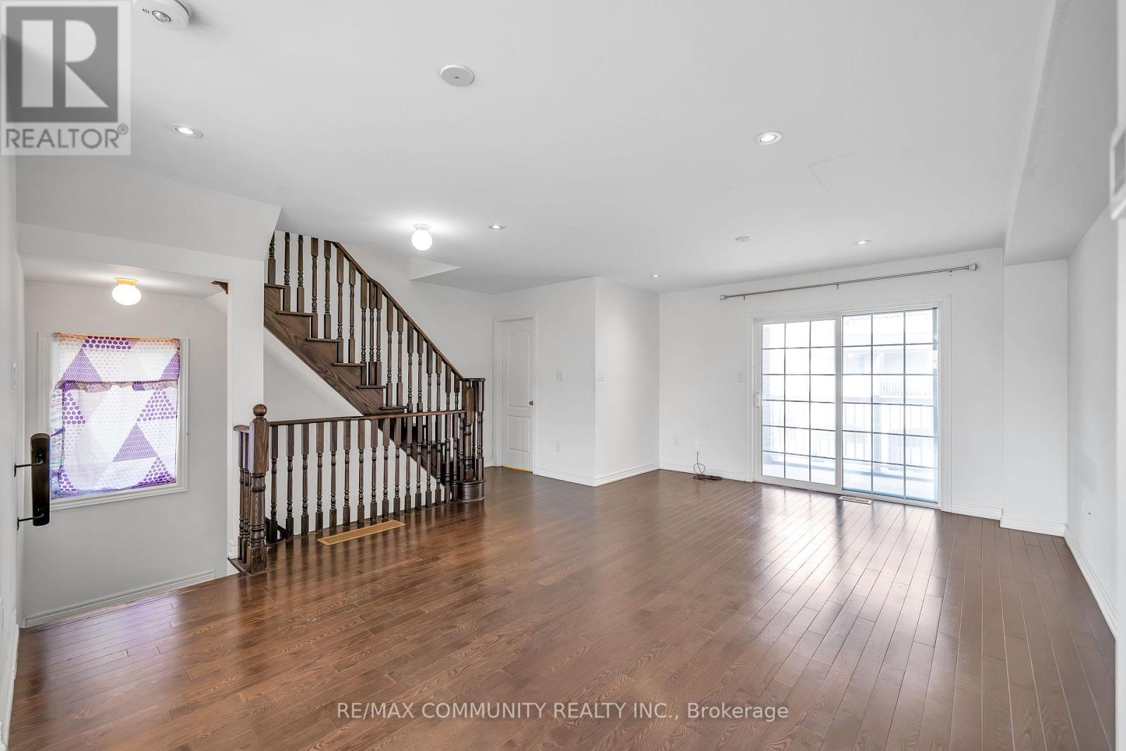 16 Camilleri Road, Ajax, Ontario  L1Z 0T2 - Photo 8 - E12039404