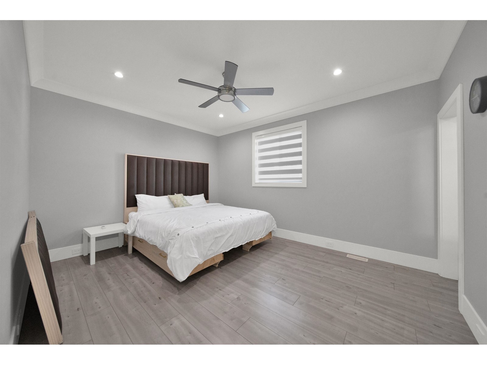 14948 90 Avenue, Surrey, British Columbia  V3R 6W3 - Photo 11 - R2992872