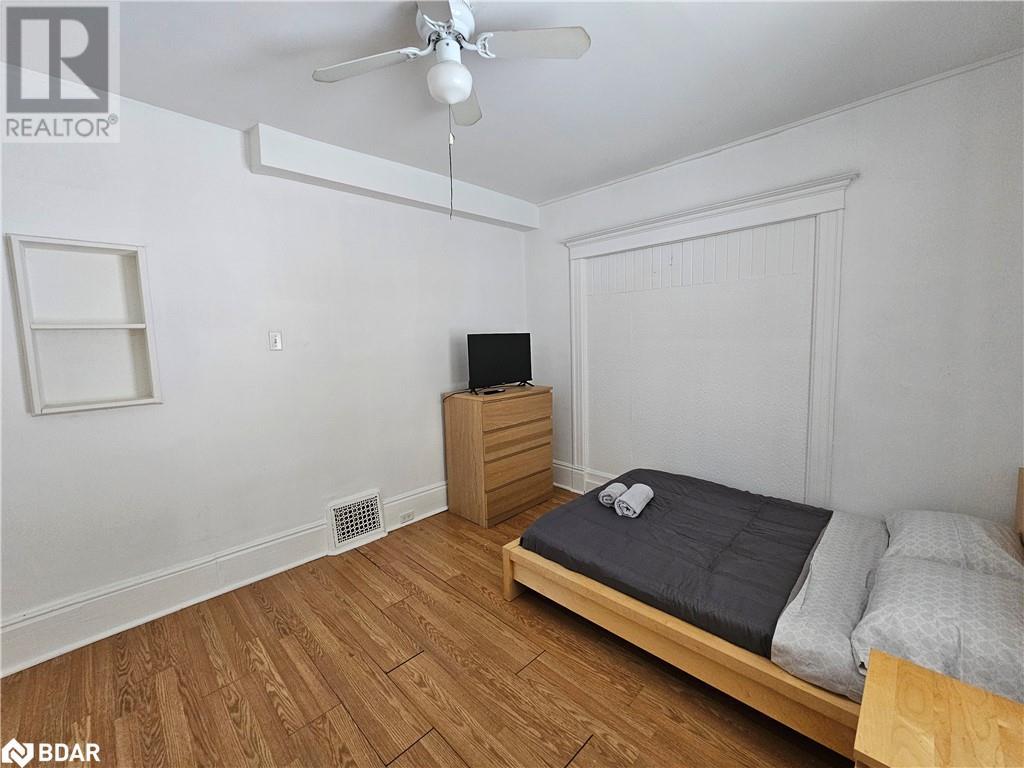 29 Peel Street Unit# 2, Barrie, Ontario  L4M 3K9 - Photo 6 - 40720724