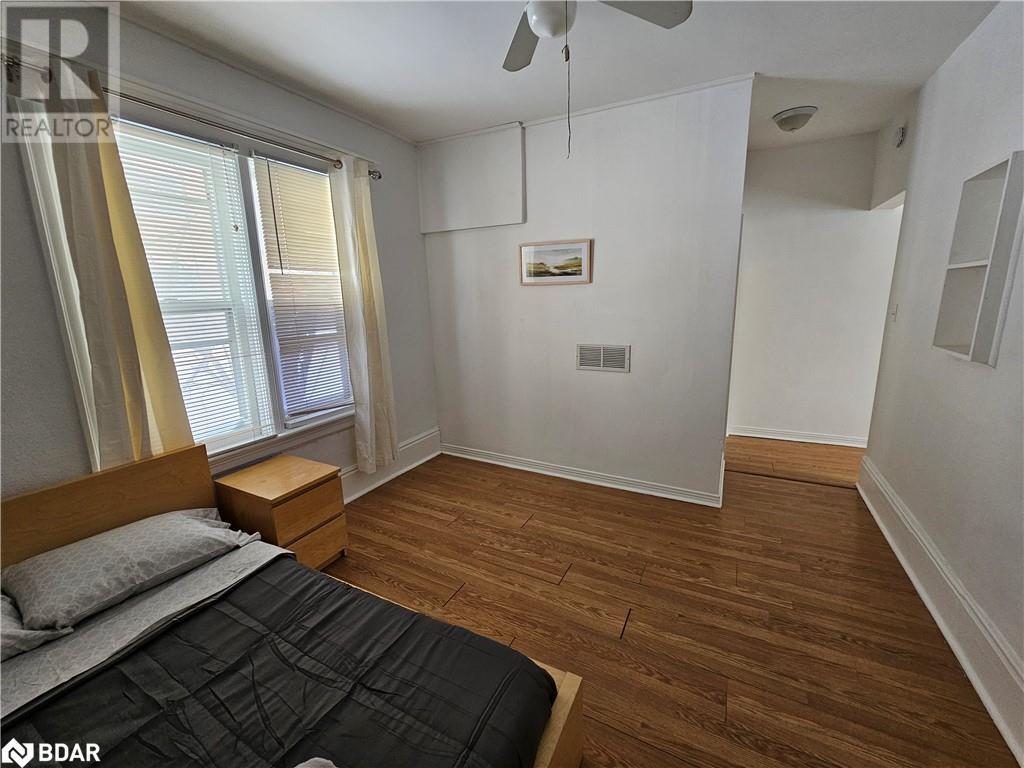 29 Peel Street Unit# 2, Barrie, Ontario  L4M 3K9 - Photo 7 - 40720724