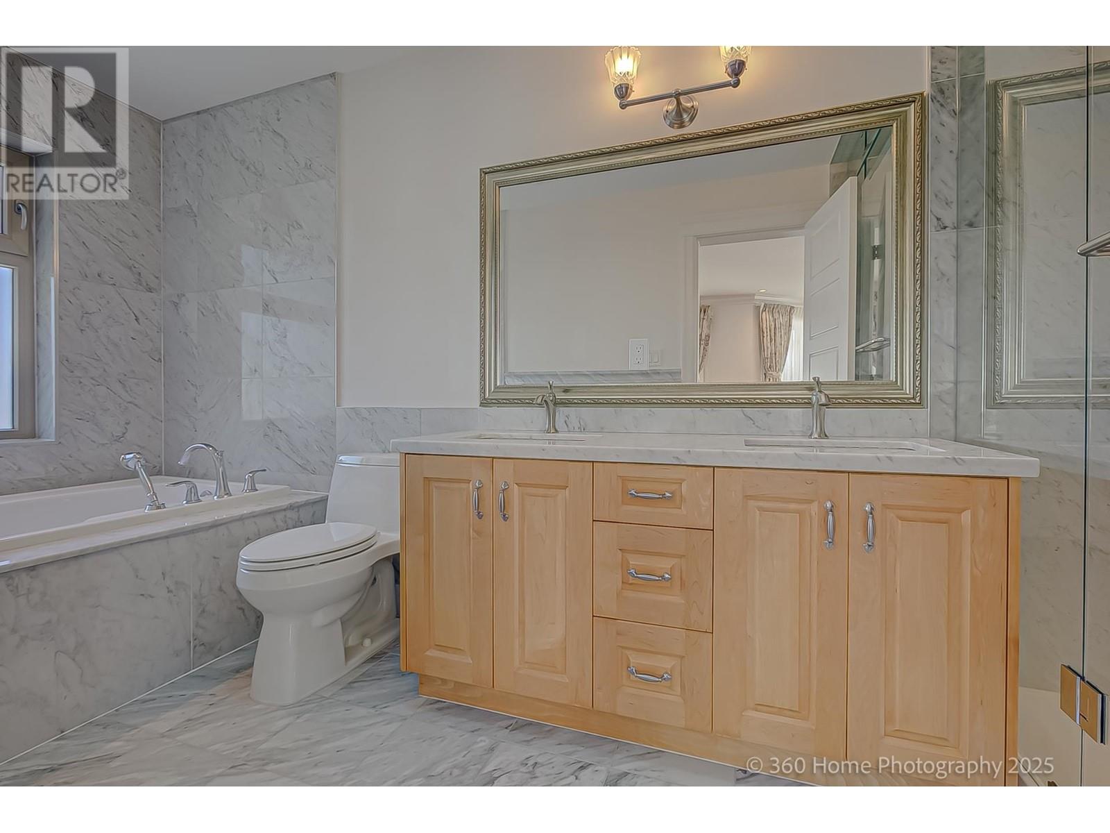 Property at 28 W 47TH AVENUE image 5
