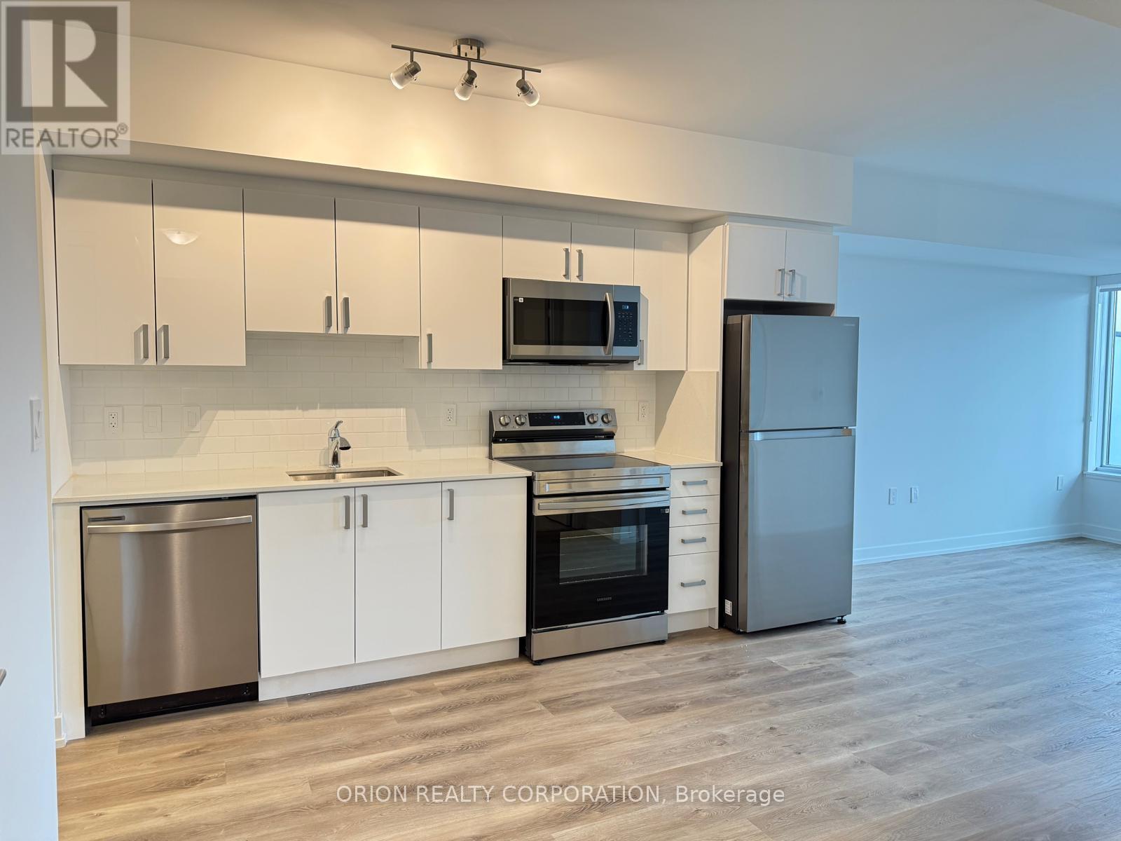 714 - 556 Marlee Avenue, Toronto, Ontario  M6B 0B1 - Photo 1 - W12095395