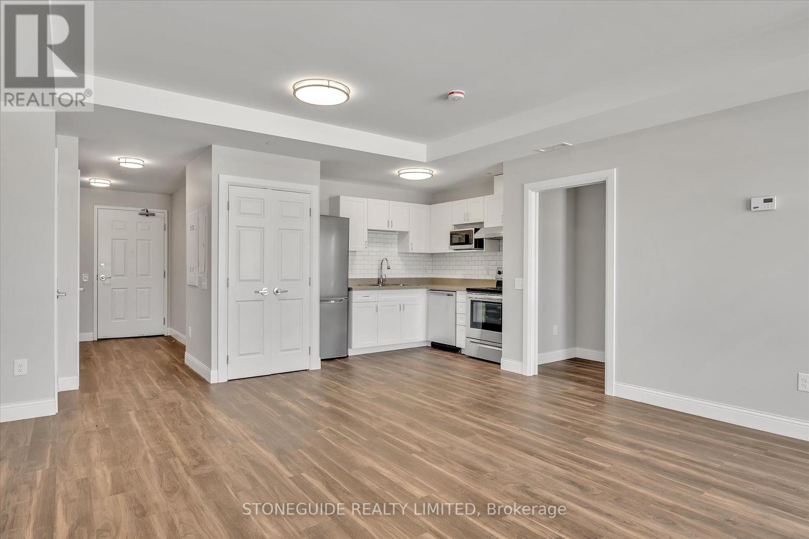 321 - 555 Bonaccord Street, Peterborough, Ontario  K9H 2X8 - Photo 10 - X12099002