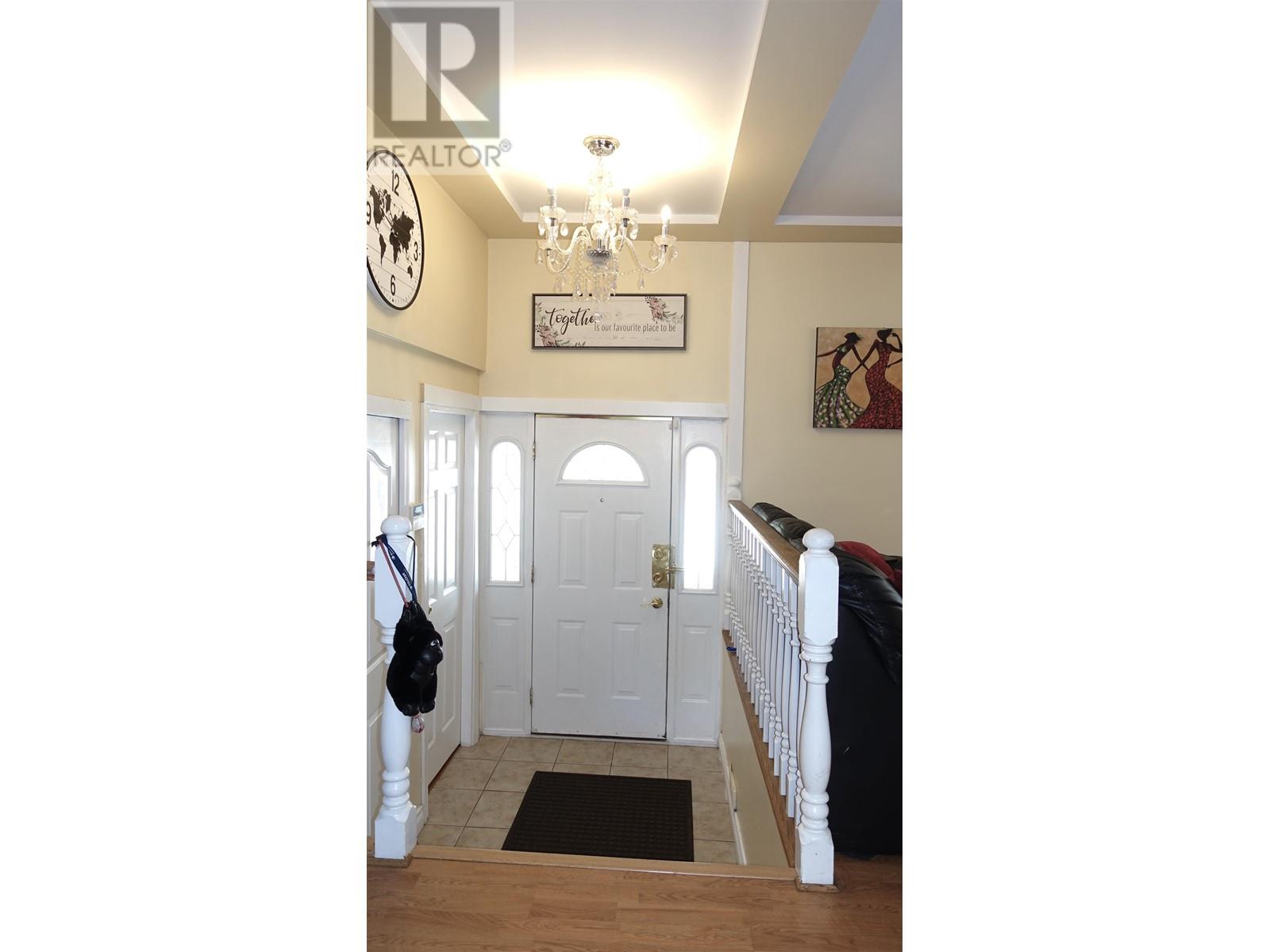 1068 Spruce Avenue, Port Coquitlam, British Columbia  V3B 4X6 - Photo 15 - R2993128