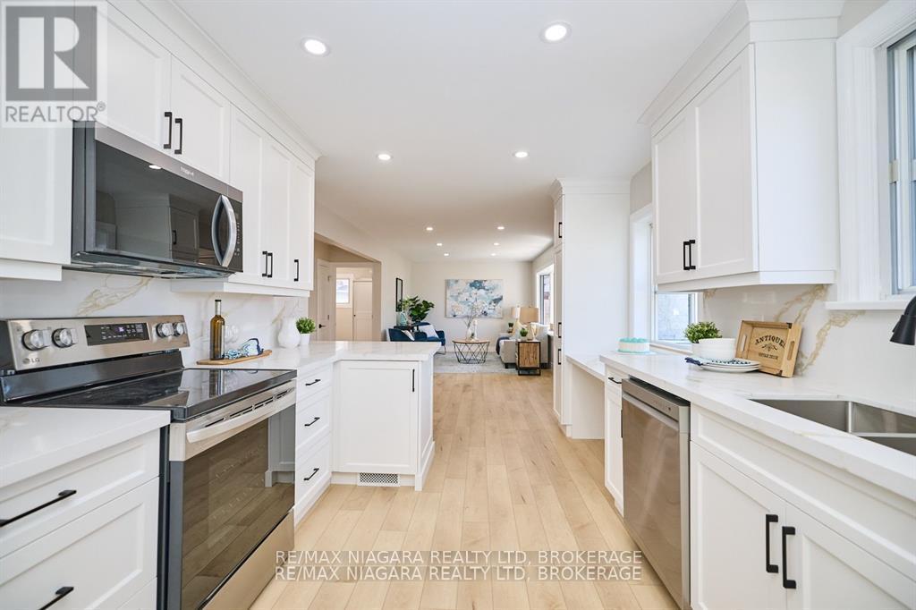 Property at 5508 HILLSDALE AVENUE image 2