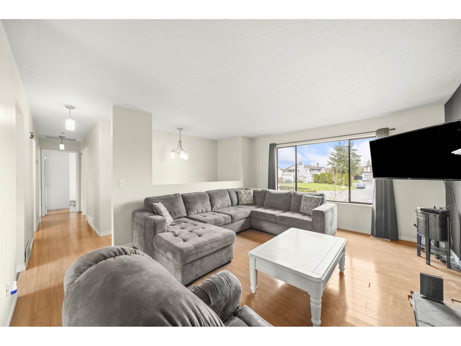 Property at 9076 122B STREET image 4
