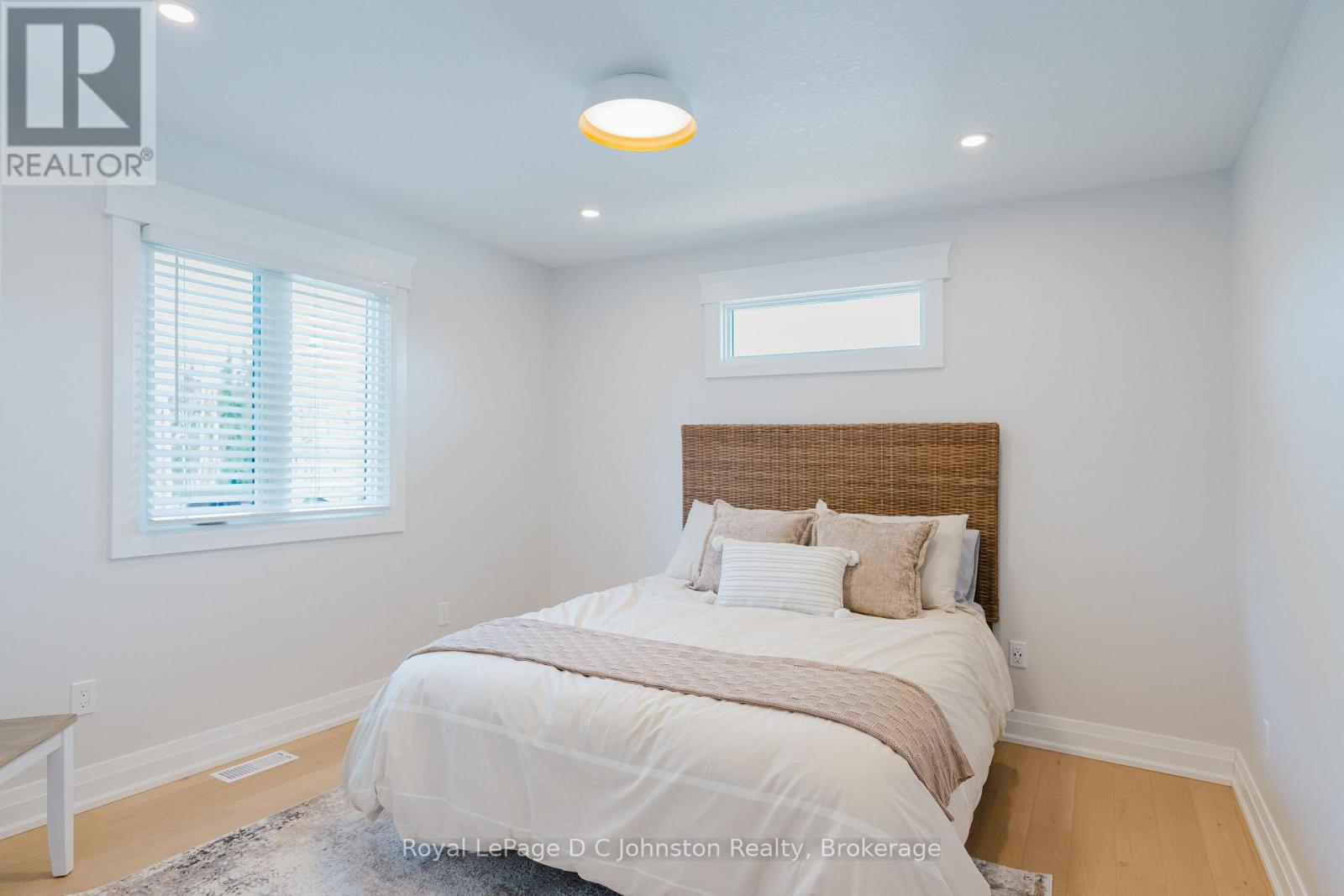 60 Ottawa Avenue, Saugeen Shores, Ontario  N0H 2L0 - Photo 21 - X12099080
