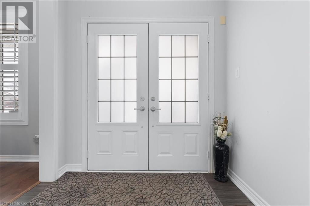 Property at 11 REDTAIL Street image 3