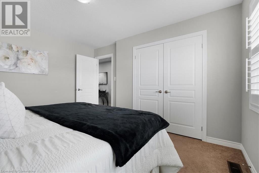 11 Redtail Street, Kitchener, Ontario  N2K 4H9 - Photo 39 - 40713358