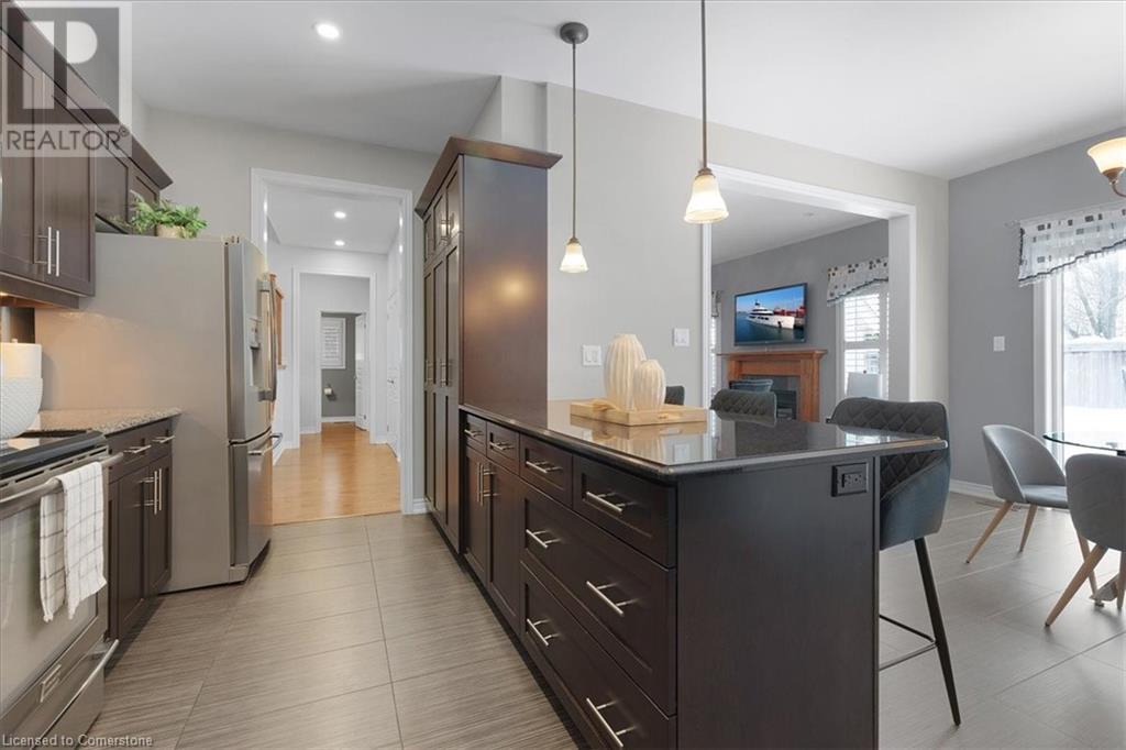 11 Redtail Street, Kitchener, Ontario  N2K 4H9 - Photo 11 - 40713358