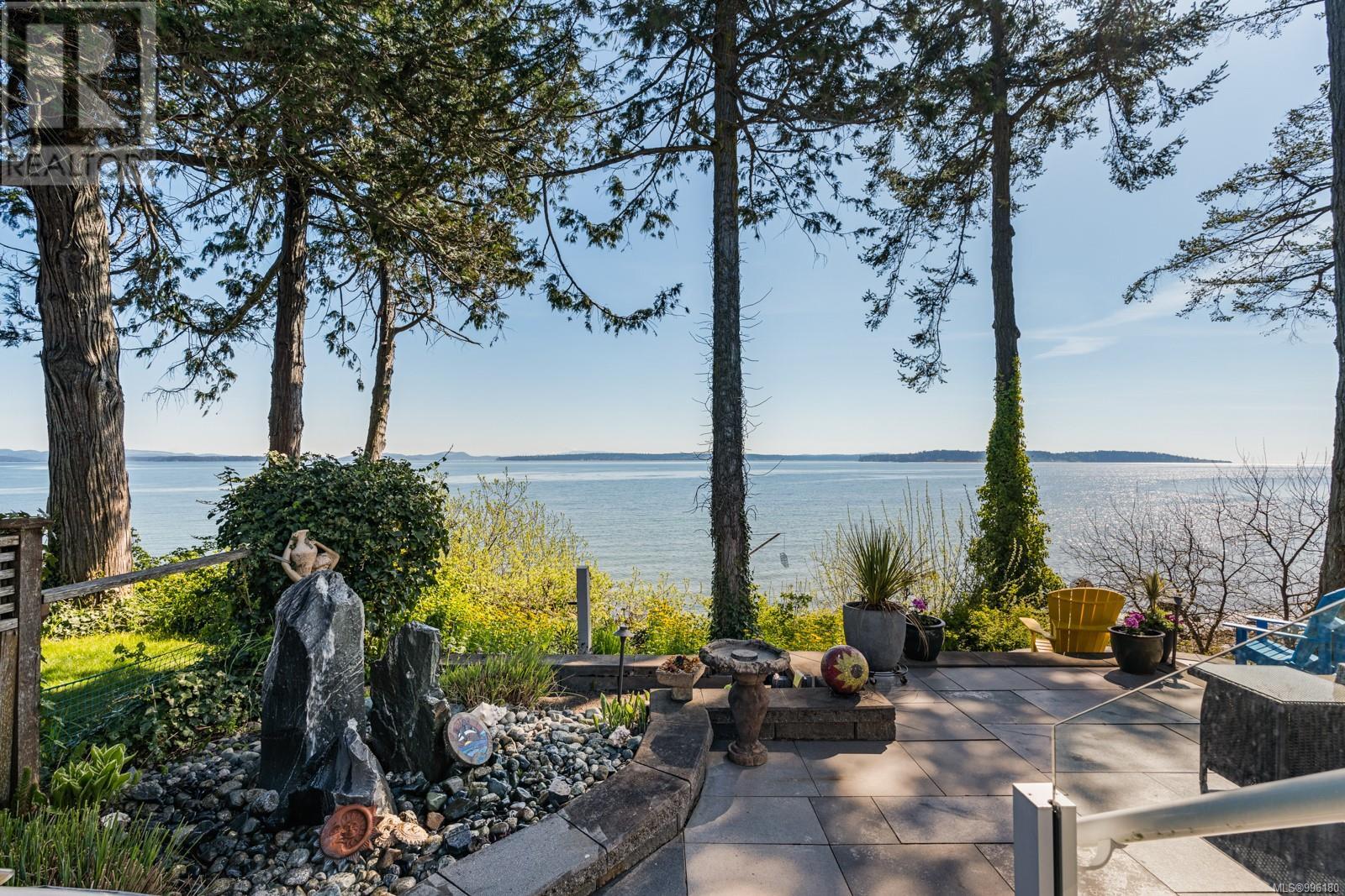 Property at 9055 Lochside Dr image 3