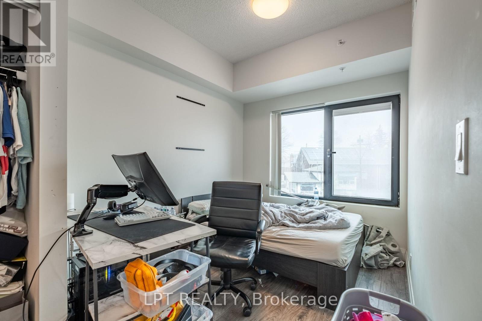 222 - 652 Princess Street, Kingston, Ontario  K7L 3Z9 - Photo 8 - X12099115