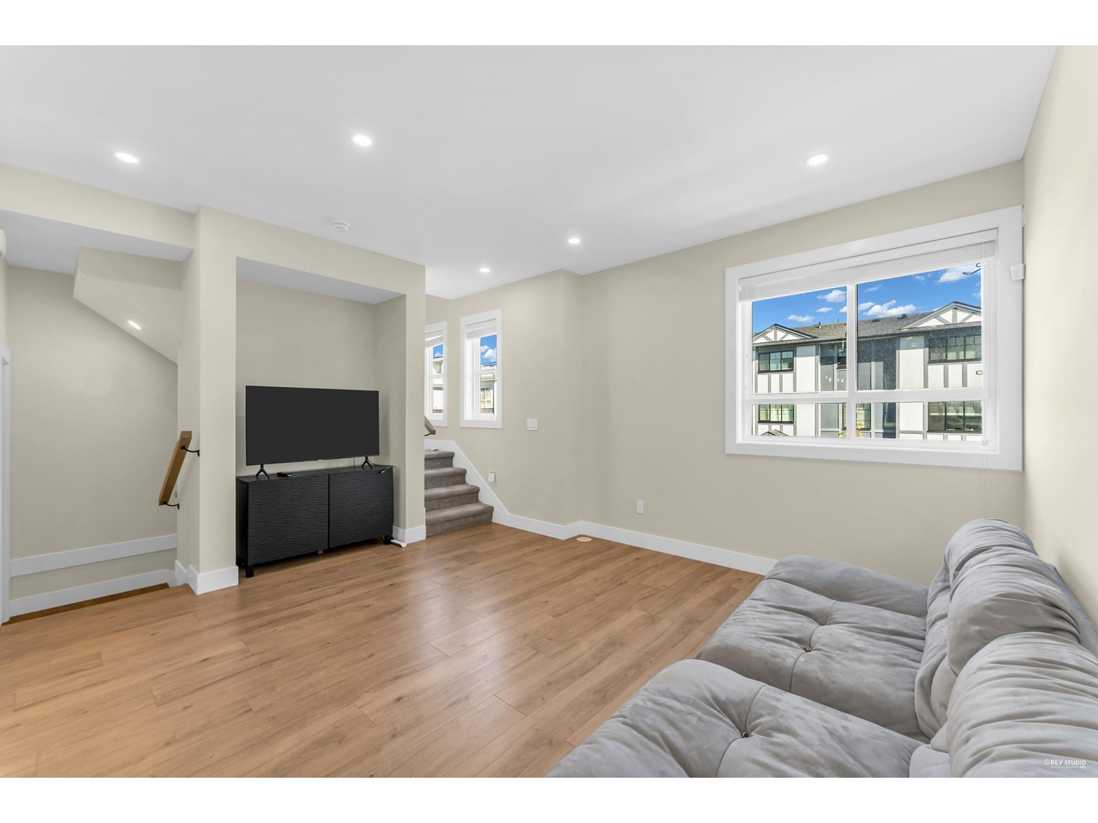 Property at 2 16358 23A AVENUE image 5