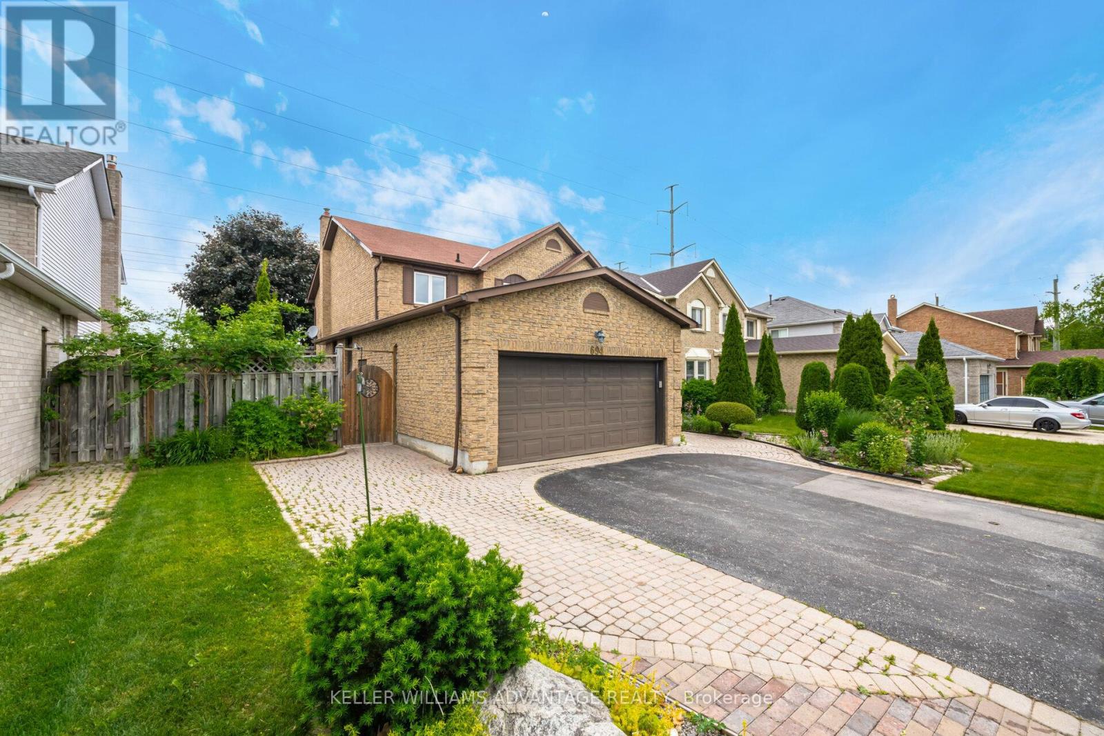 694 AMARETTO AVENUE, Pickering, Ontario