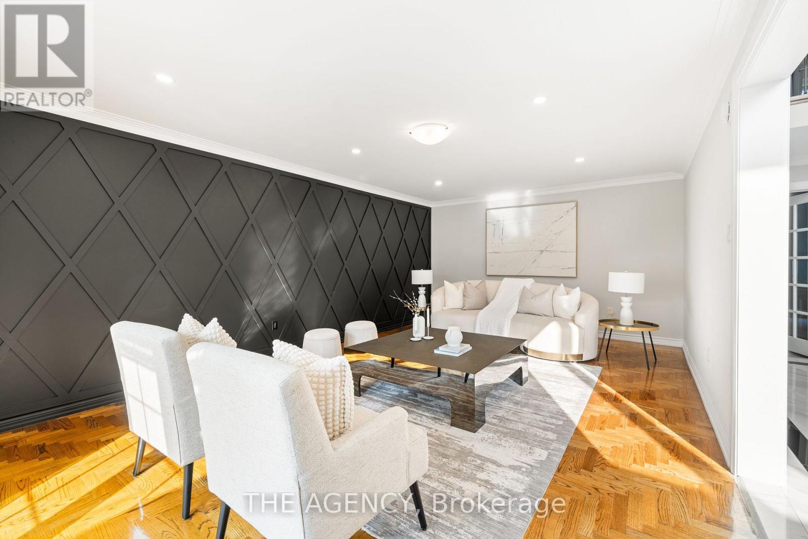 Property at 372 BURNS BOULEVARD image 5