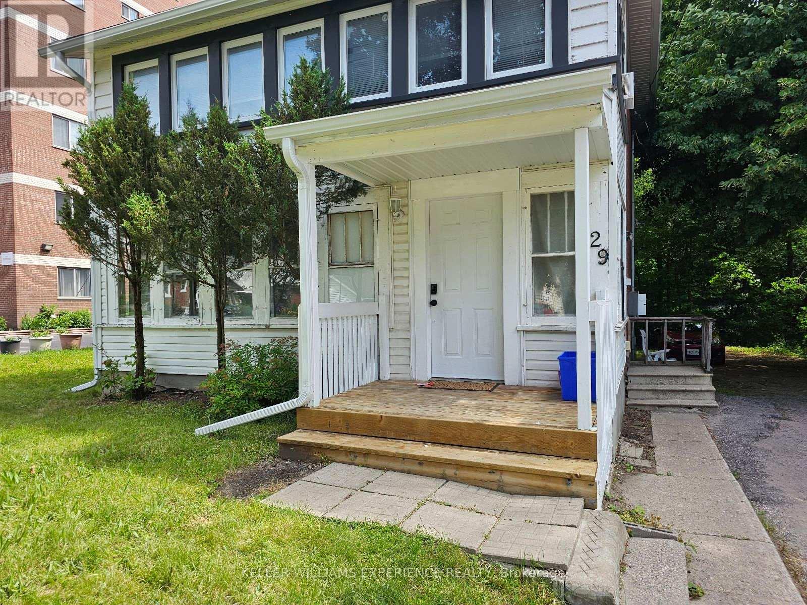 2 - 29 Peel Street, Barrie, Ontario  L4M 3K9 - Photo 1 - S12099087