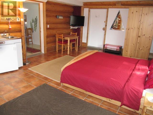 4768 Telqua Drive, 108 Mile Ranch, British Columbia  V0K 2Z0 - Photo 27 - R2877424
