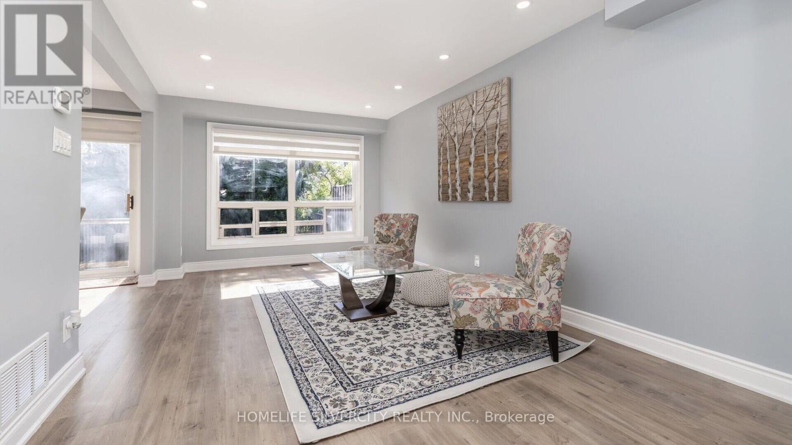 Property at 28 - 1616 HAIG BOULEVARD image 5