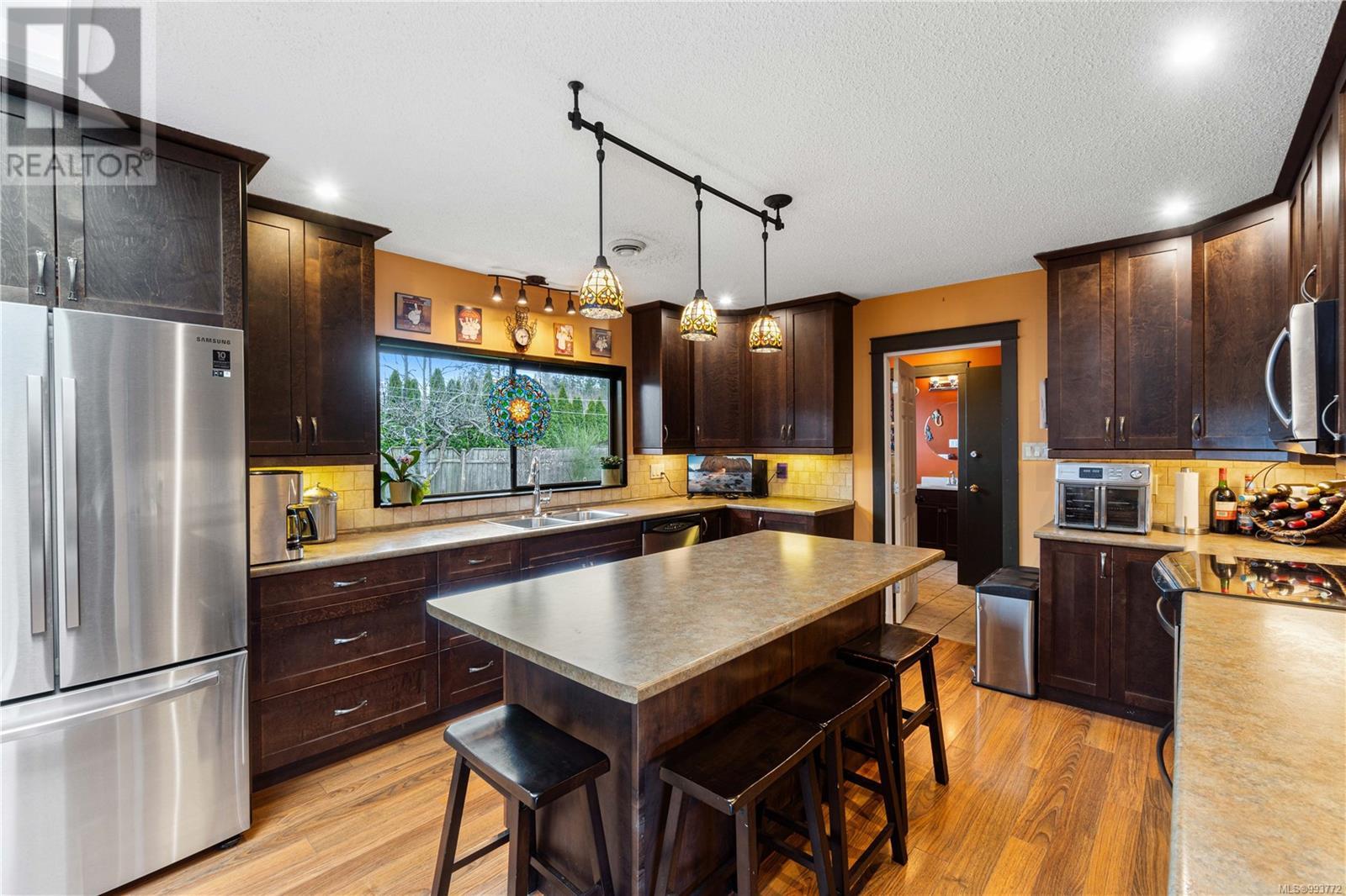 Property at 1306 Woodland Dr image 1