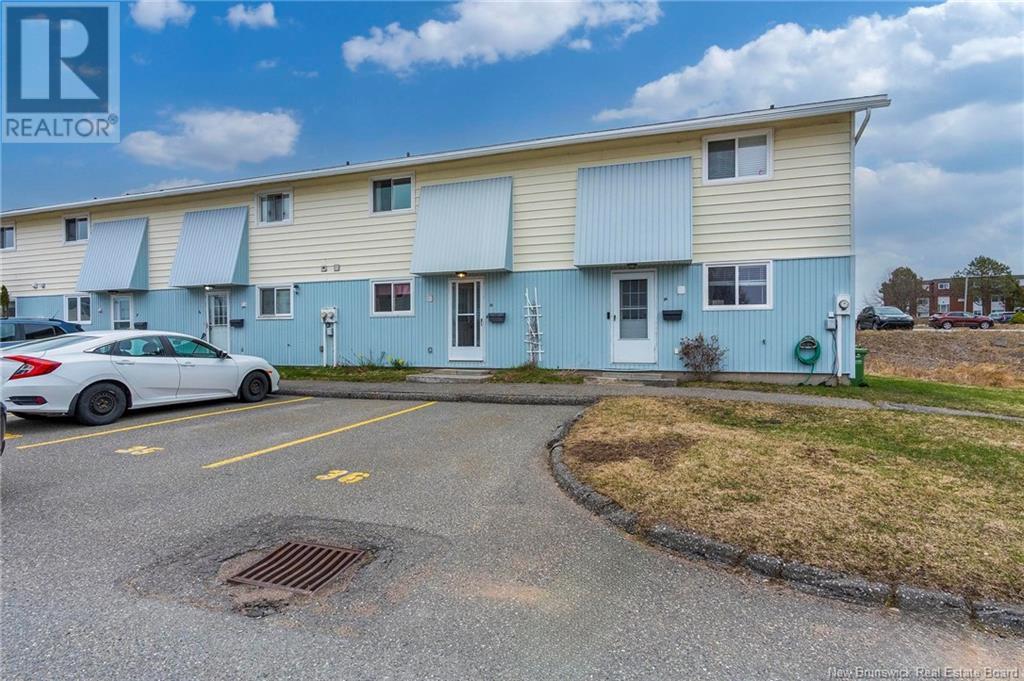 Property at 35 Woodside Park image 1