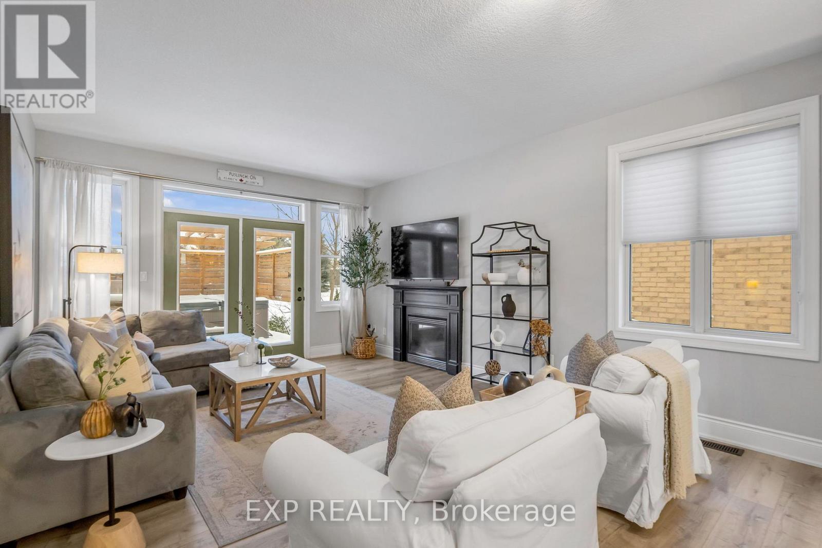 Property at 45 ABERFOYLE MILL CRESCENT image 3