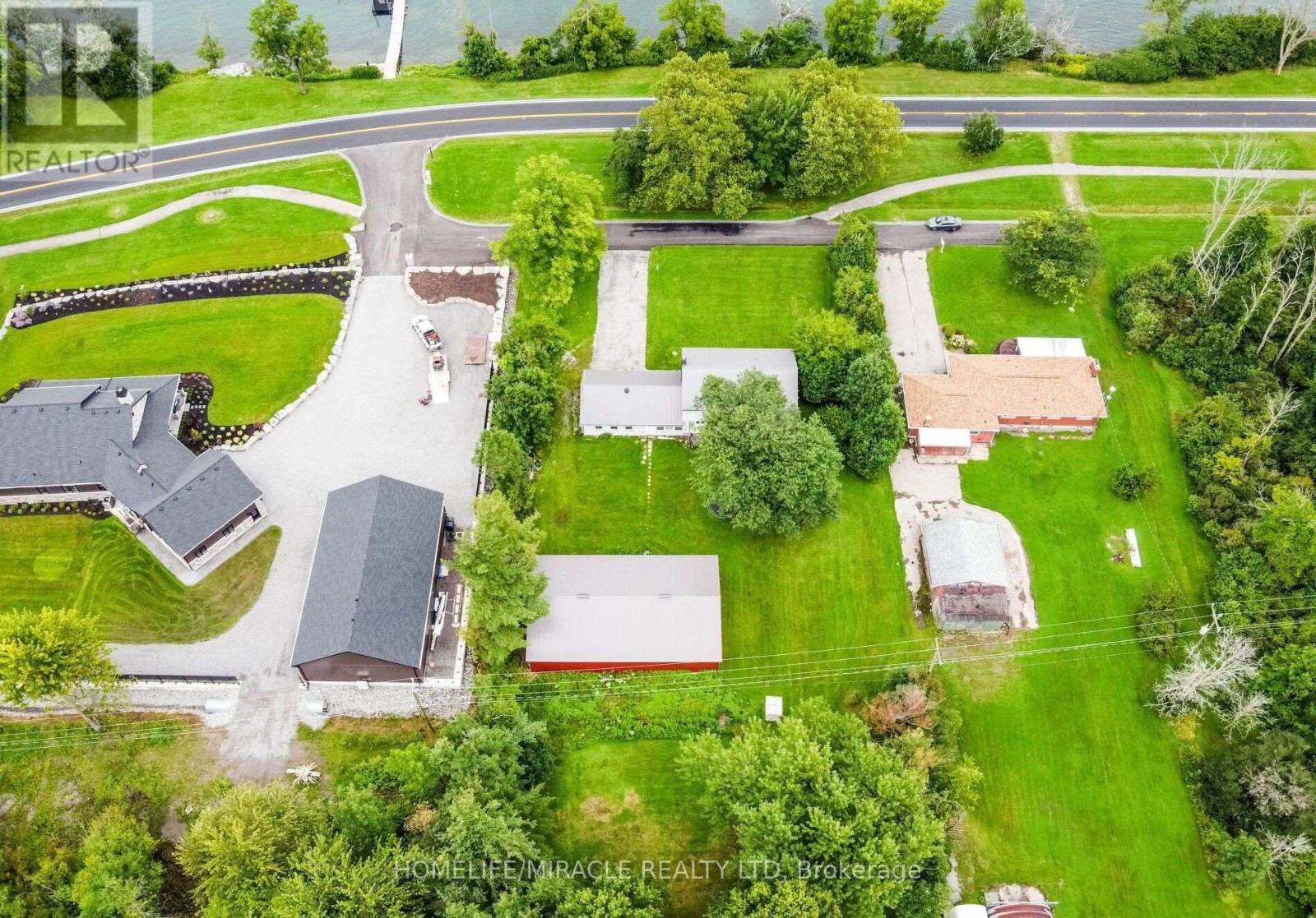 2815 Niagara River Parkway, Fort Erie, Ontario  L2A 5M4 - Photo 3 - X12099058