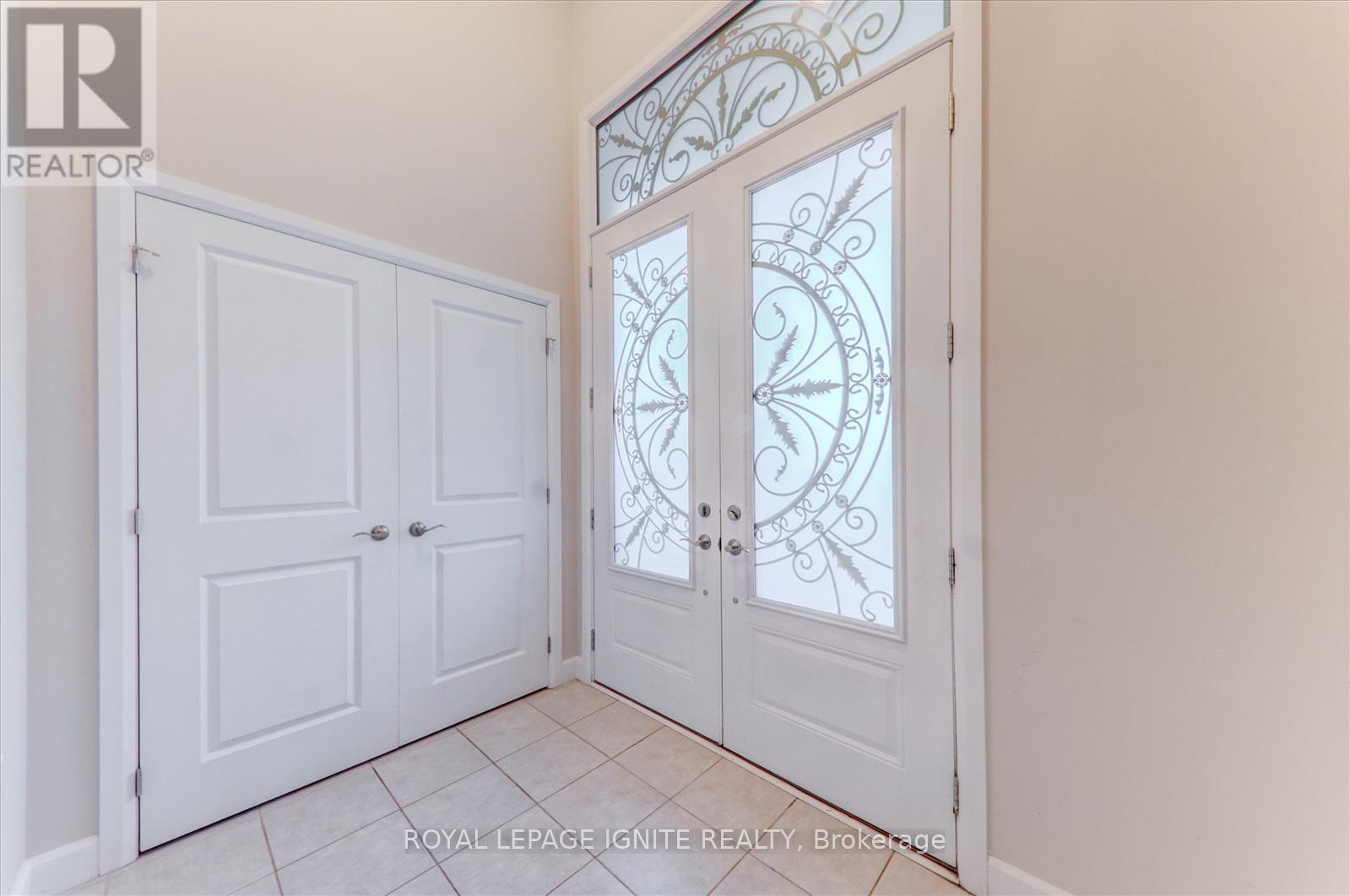 Property at 101 YORK DRIVE image 3