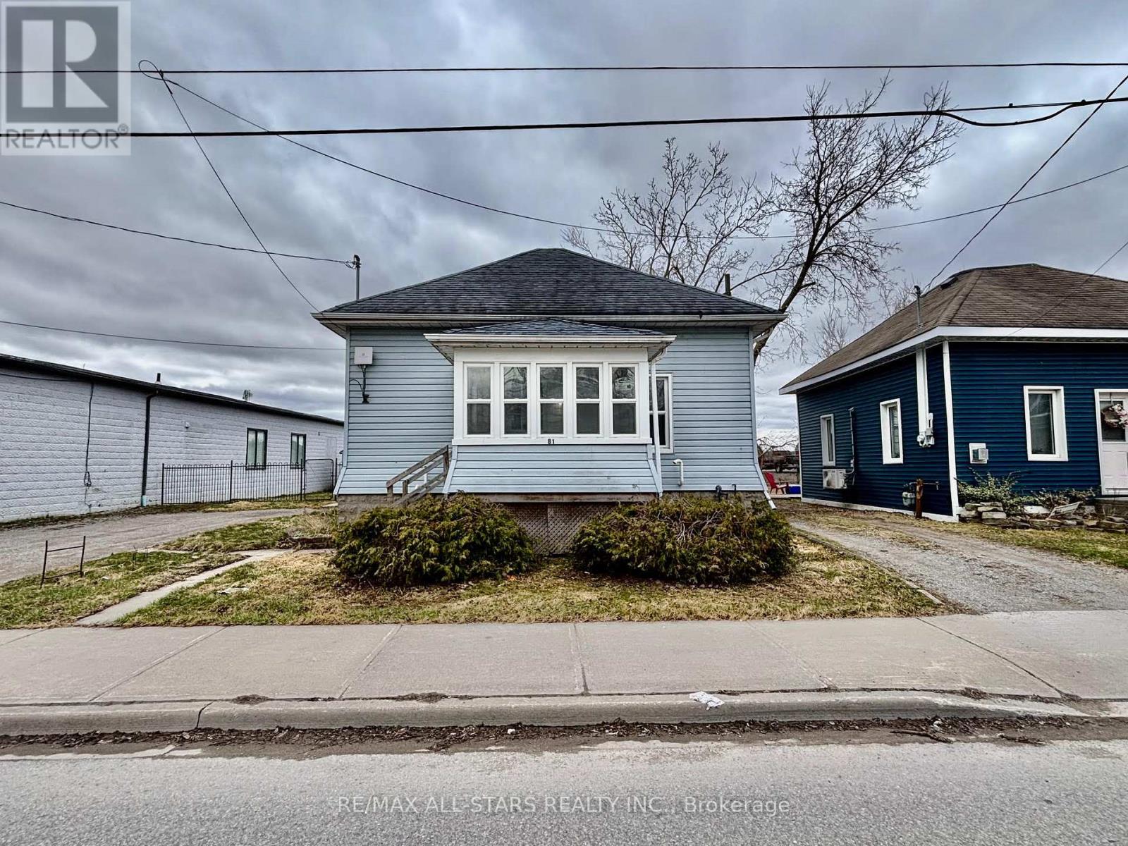 Property at 81 DURHAM STREET W image 2
