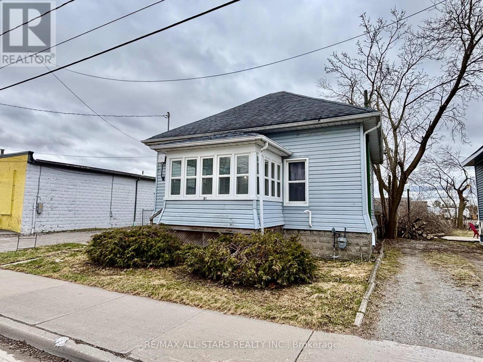 Property at 81 DURHAM STREET W image 3