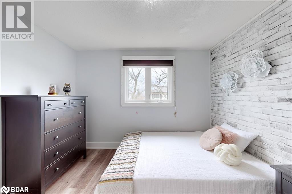 40 Shakespeare Crescent, Barrie, Ontario  L4N 6C1 - Photo 26 - 40720520