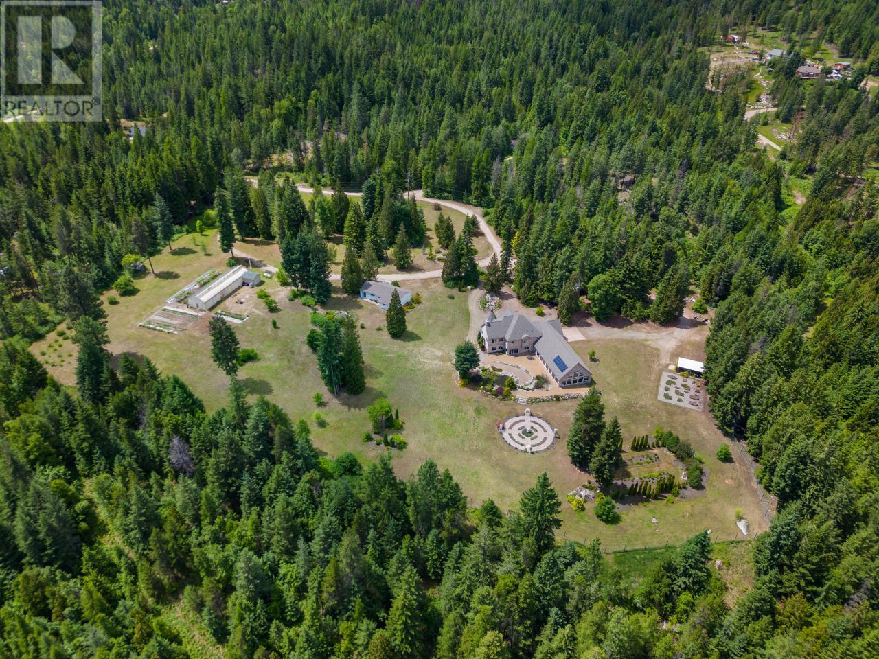 1480 Nighthawk Drive, Castlegar, British Columbia  V1N 4S2 - Photo 3 - 10344419
