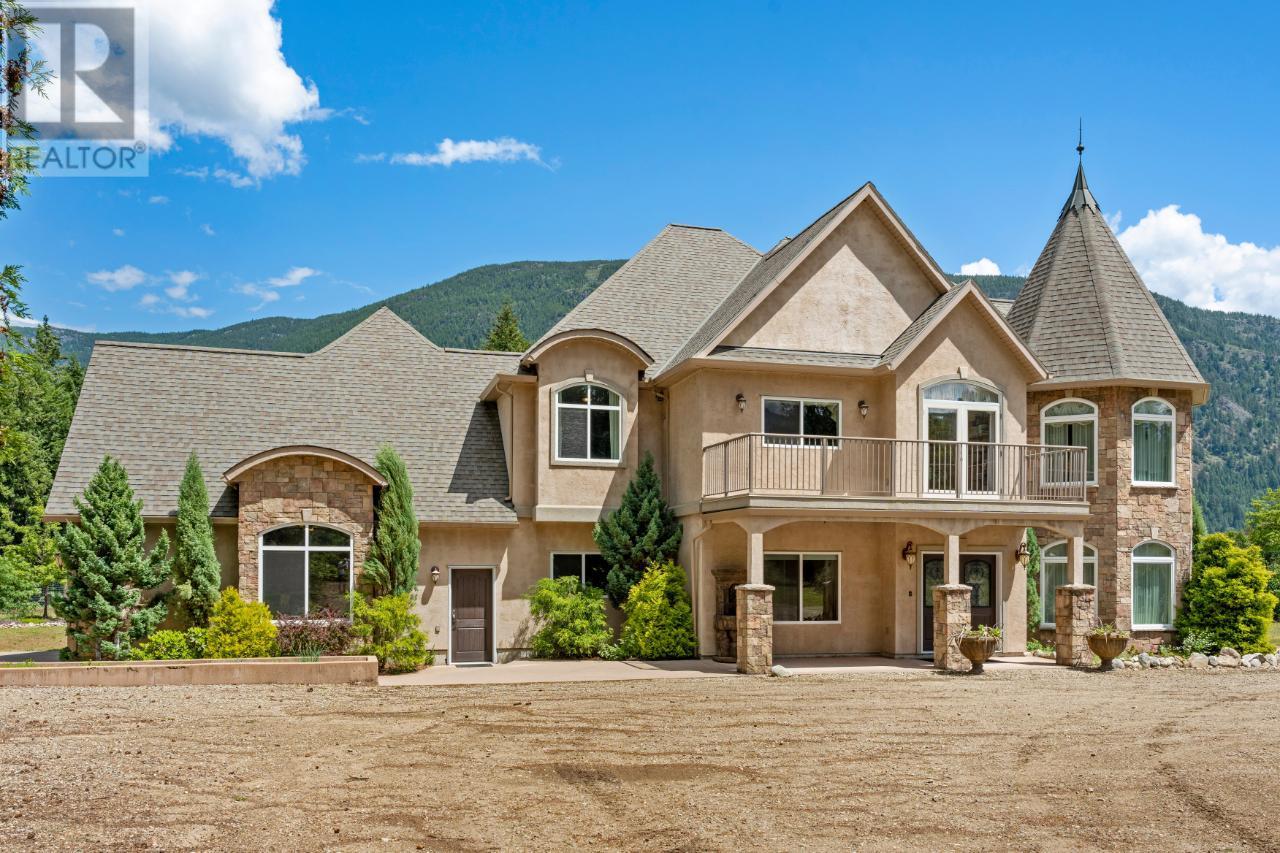 1480 Nighthawk Drive, Castlegar, British Columbia  V1N 4S2 - Photo 5 - 10344419