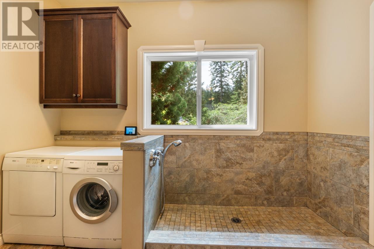 1480 Nighthawk Drive, Castlegar, British Columbia  V1N 4S2 - Photo 55 - 10344419