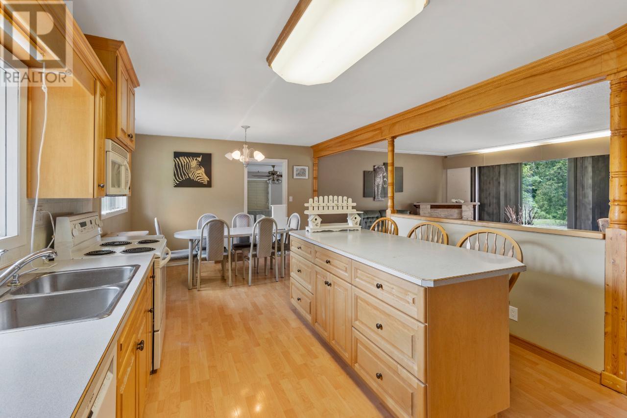 1480 Nighthawk Drive, Castlegar, British Columbia  V1N 4S2 - Photo 90 - 10344419