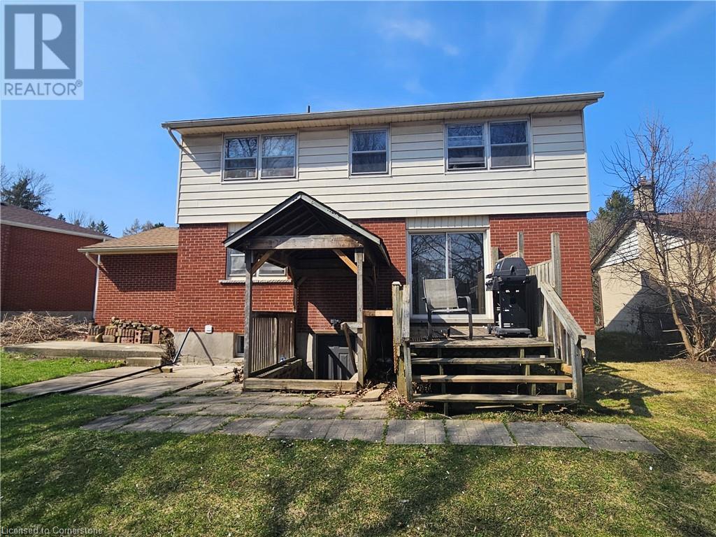 Property at 42 CARDILL Crescent image 3