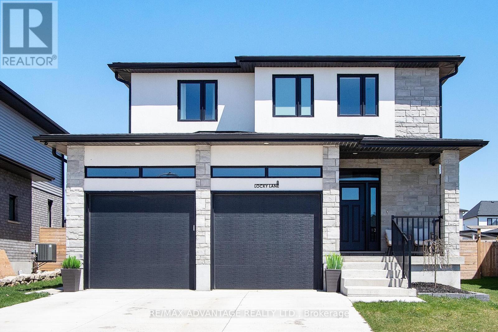 8 LOCKY LANE, Middlesex Centre, Ontario
