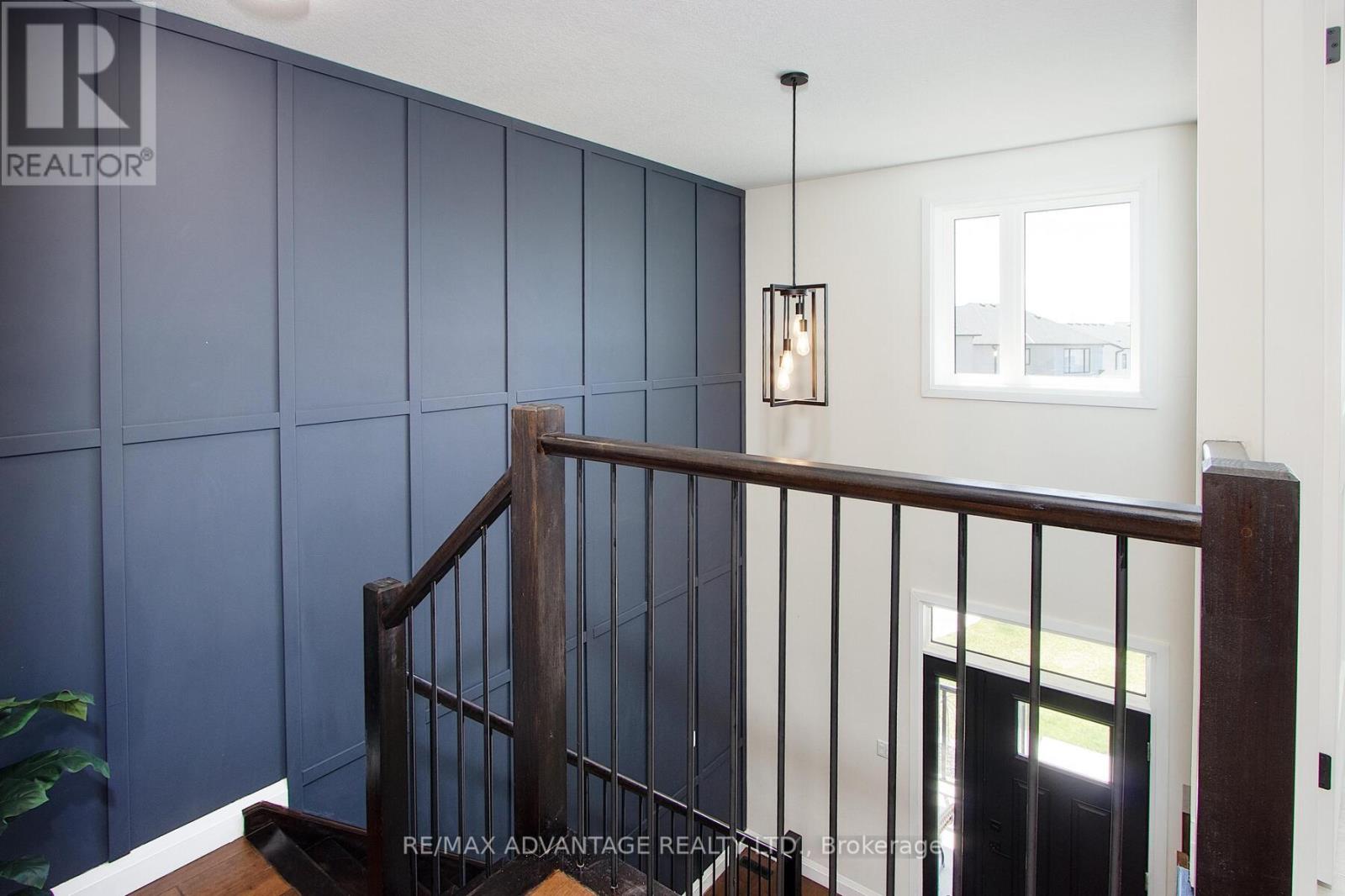8 Locky Lane, Middlesex Centre, Ontario  N0L 1R0 - Photo 33 - X12099143