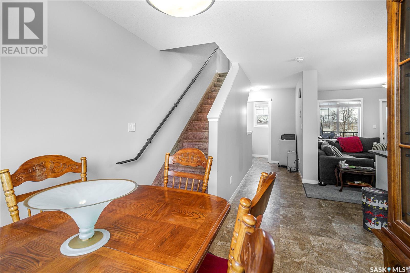 303 3440 Avonhurst Drive, Regina, Saskatchewan  S4R 2E1 - Photo 15 - SK000071