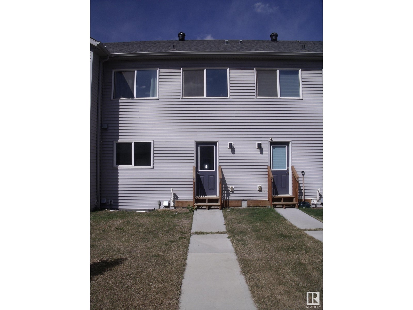 Property at 22523 93 AV NW image 3