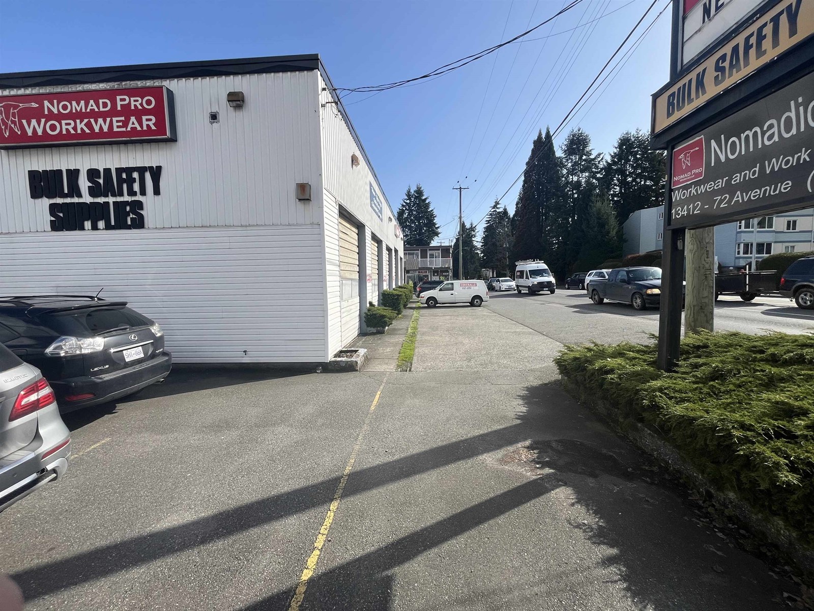 13412 72 Avenue, Surrey, British Columbia  V3W 2N8 - Photo 2 - C8068573