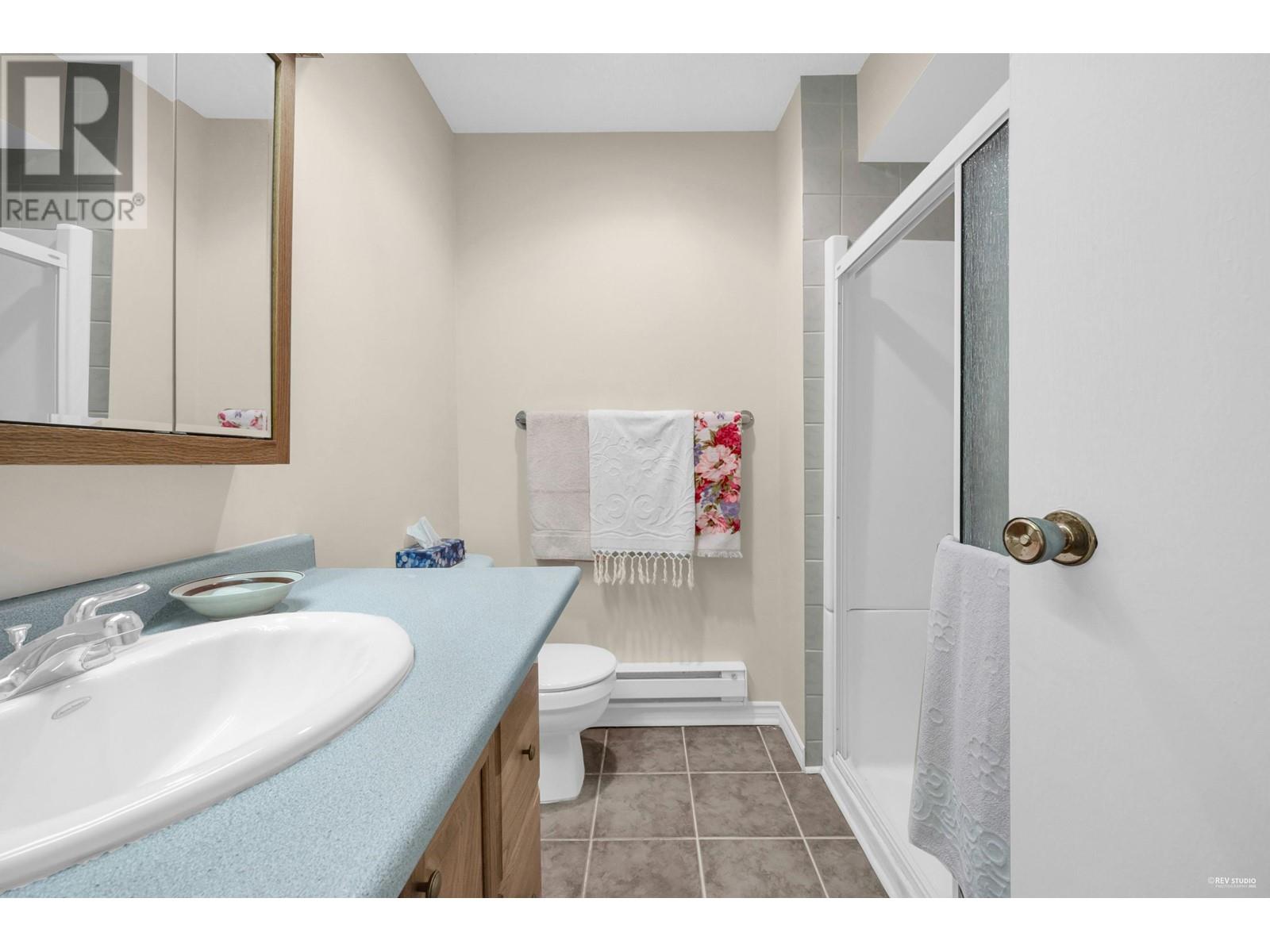 567 Clare Avenue, Burnaby, British Columbia  V5B 4L3 - Photo 18 - R2993358