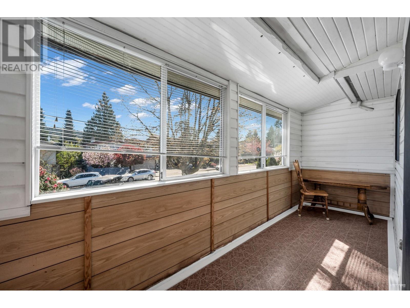 567 Clare Avenue, Burnaby, British Columbia  V5B 4L3 - Photo 20 - R2993358