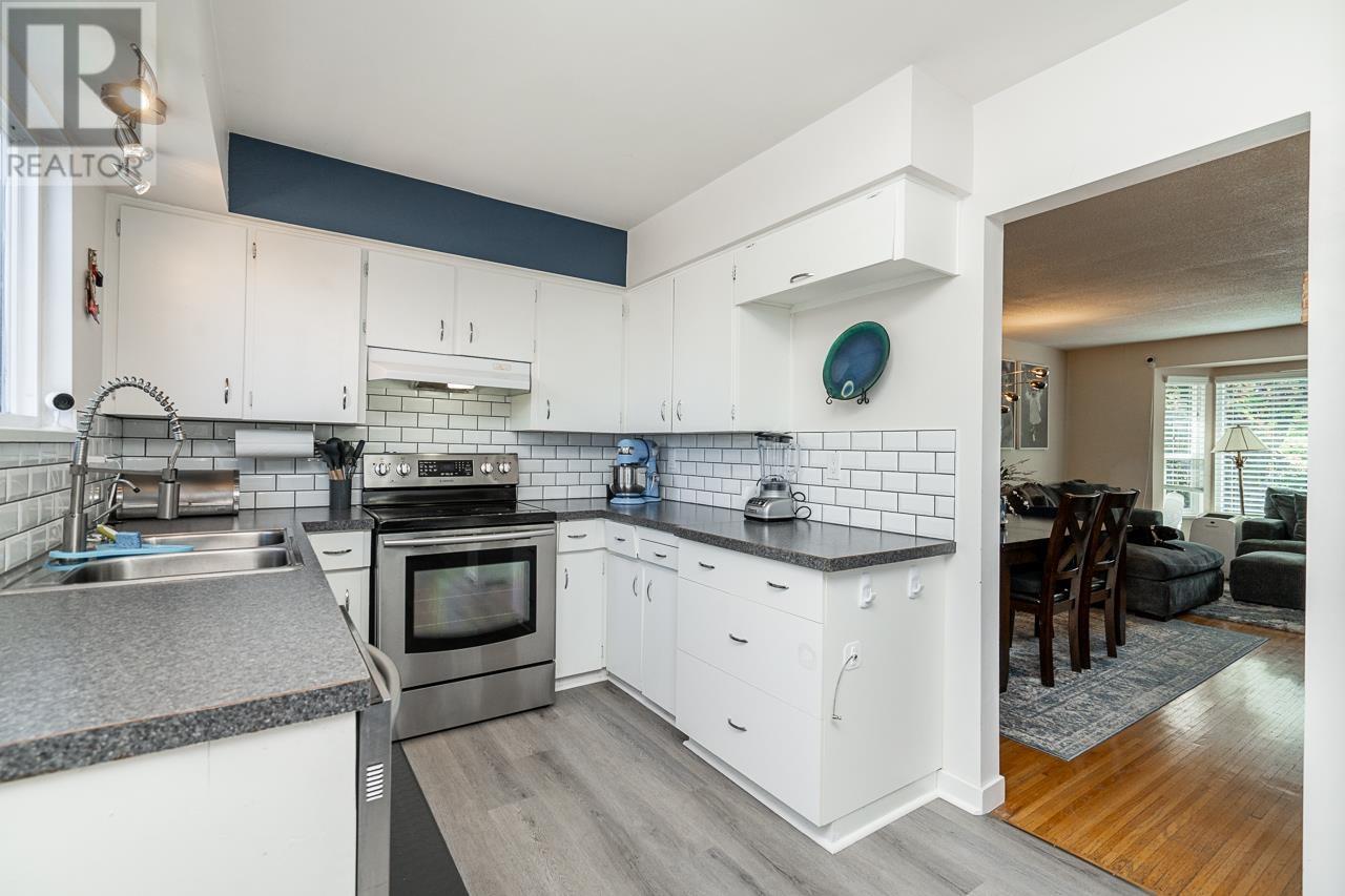 Property at 10 10900 NO. 3 ROAD image 5